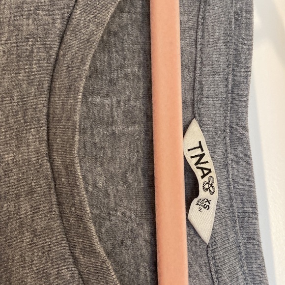 TNA/ Artiza oversized long sleeve in grey and pink - Picture 2 of 3